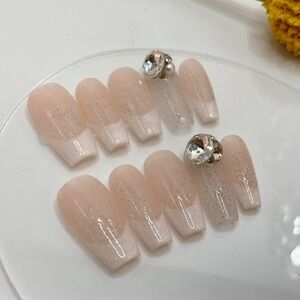 Press-on nails French glitter and rhinestone